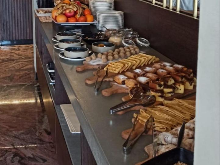 Apartmani Marina Kopitovic Petrovac Ngoại thất bức ảnh
