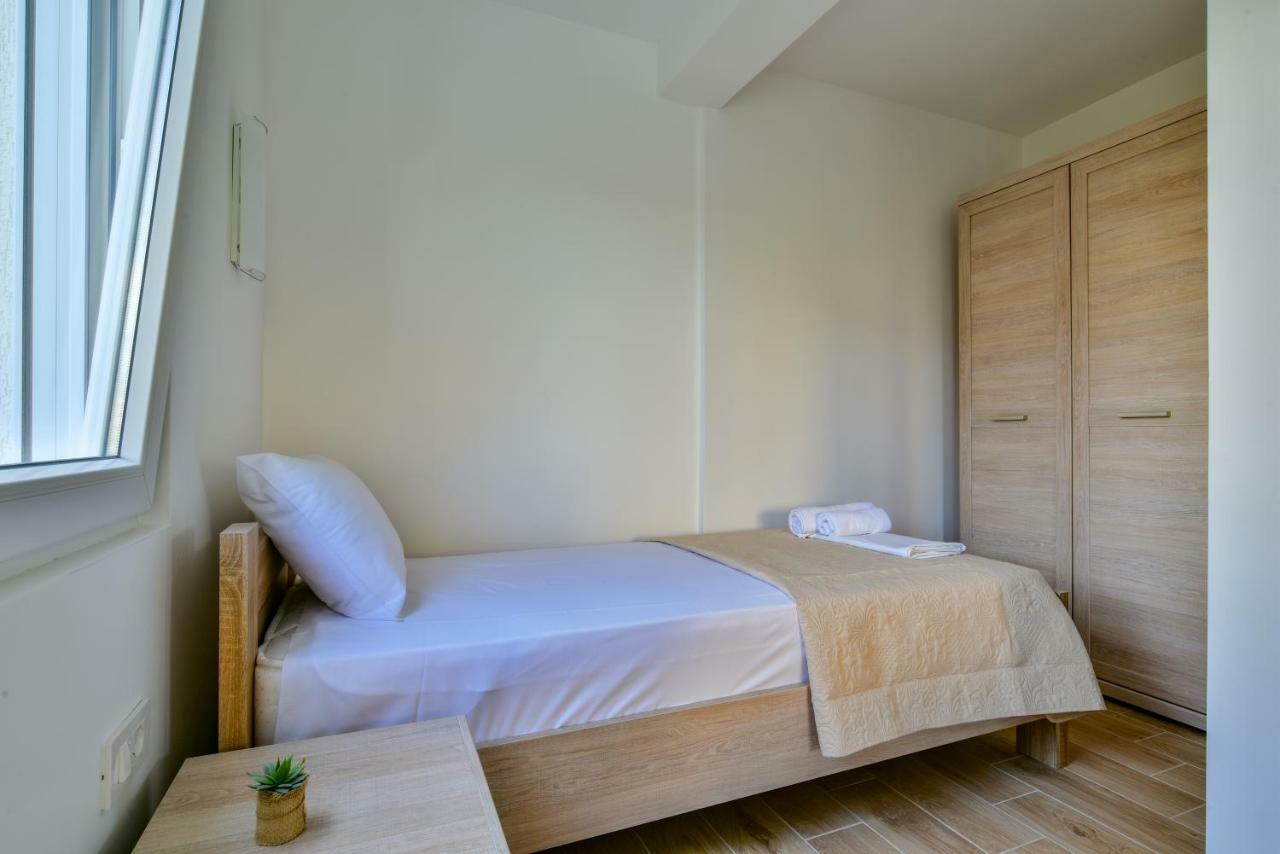 Apartmani Marina Kopitovic Petrovac Ngoại thất bức ảnh